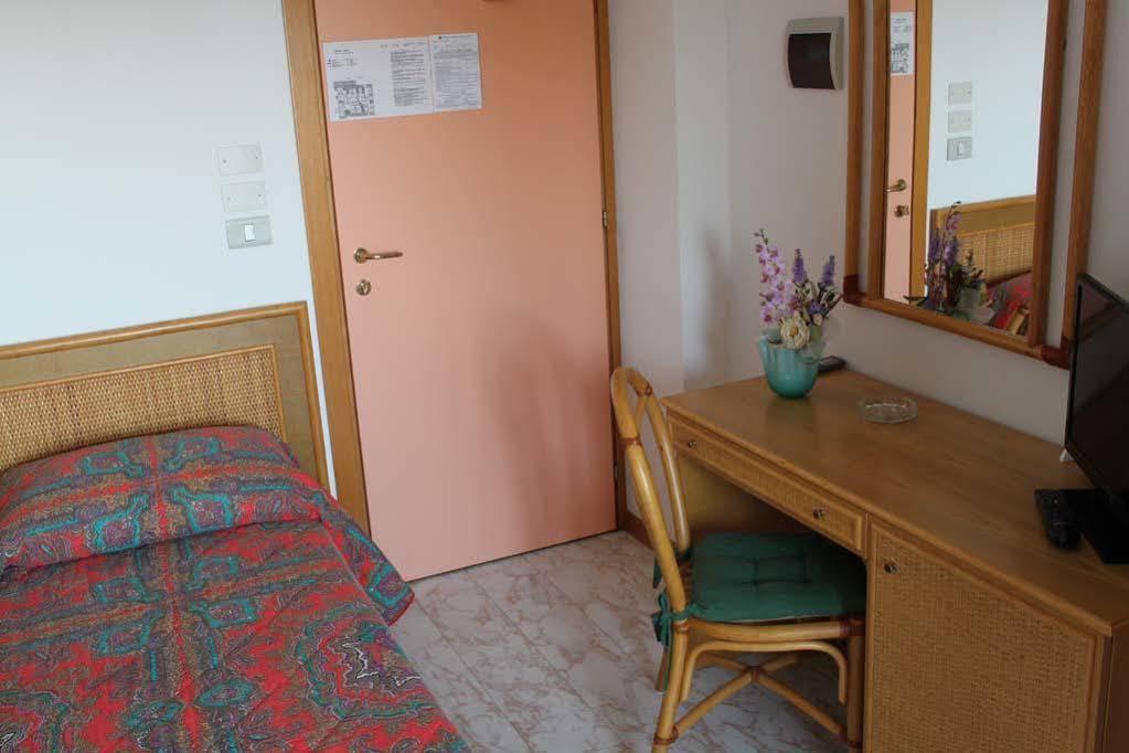 Hotel Capri 3*
