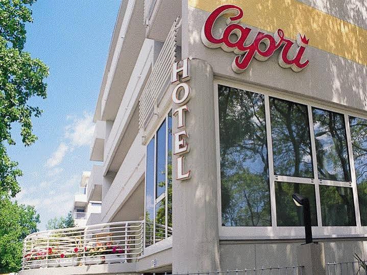 Capri Hotel 3*