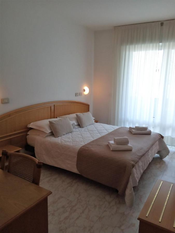 Capri Hotel 3*