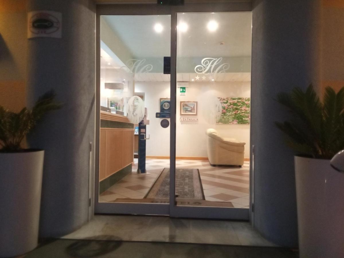 Capri Hotel 3*