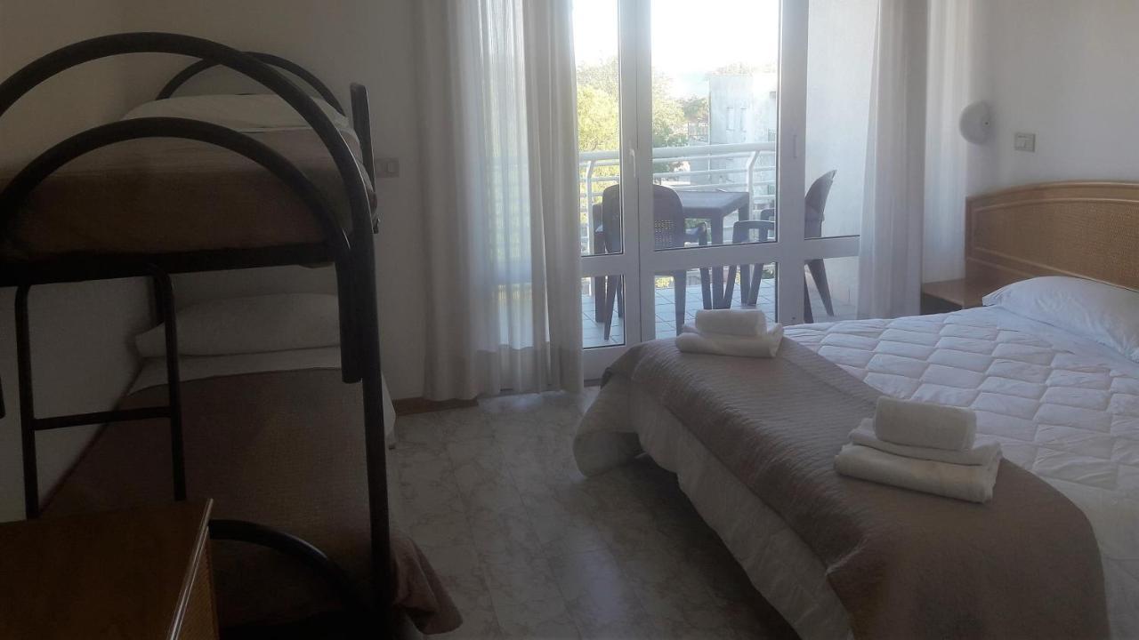 Capri Hotel