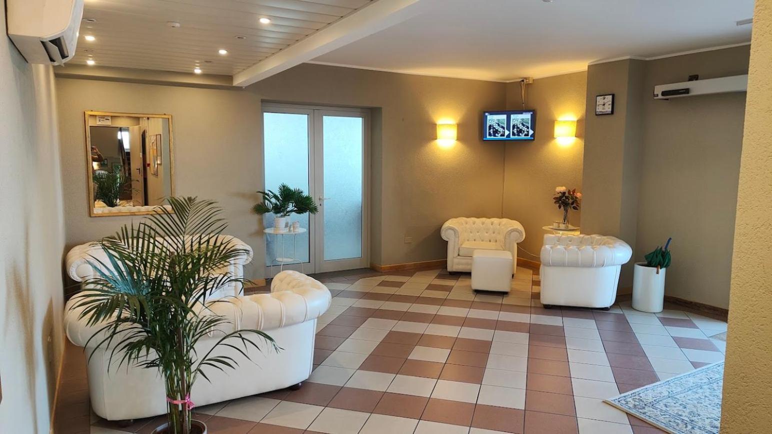 Capri Hotel 3*